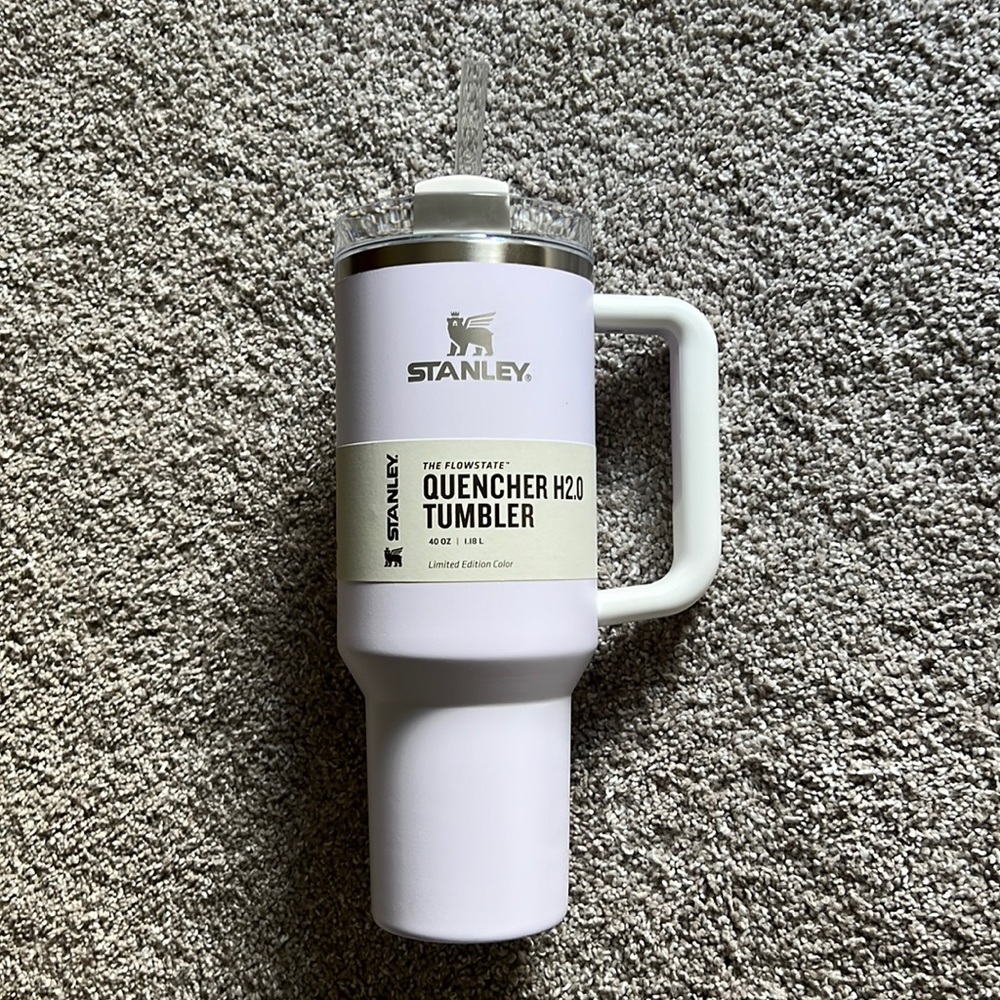 Stanley quencher 40 oz wisteria limited edition tumbler NWT